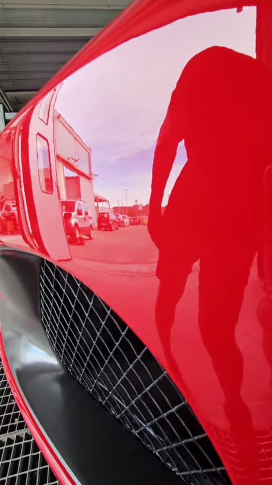 Ferrari dopo il ripristino della carrozzeria